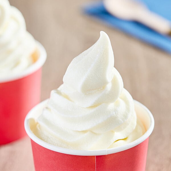 Meadowvale 5% Vanilla Soft Serve Ice Cream Mix 2.5 Gallon - 2/Case
