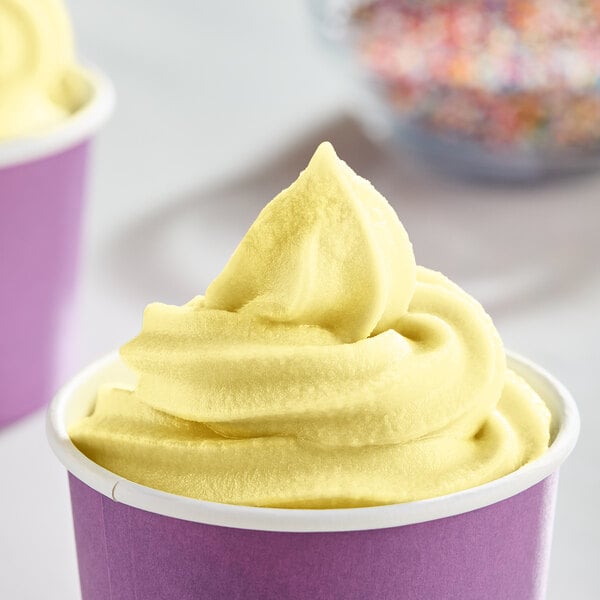 DOLE SOFT SERVE Lemon Soft Serve Mix 4.4 lb. - 4/Case