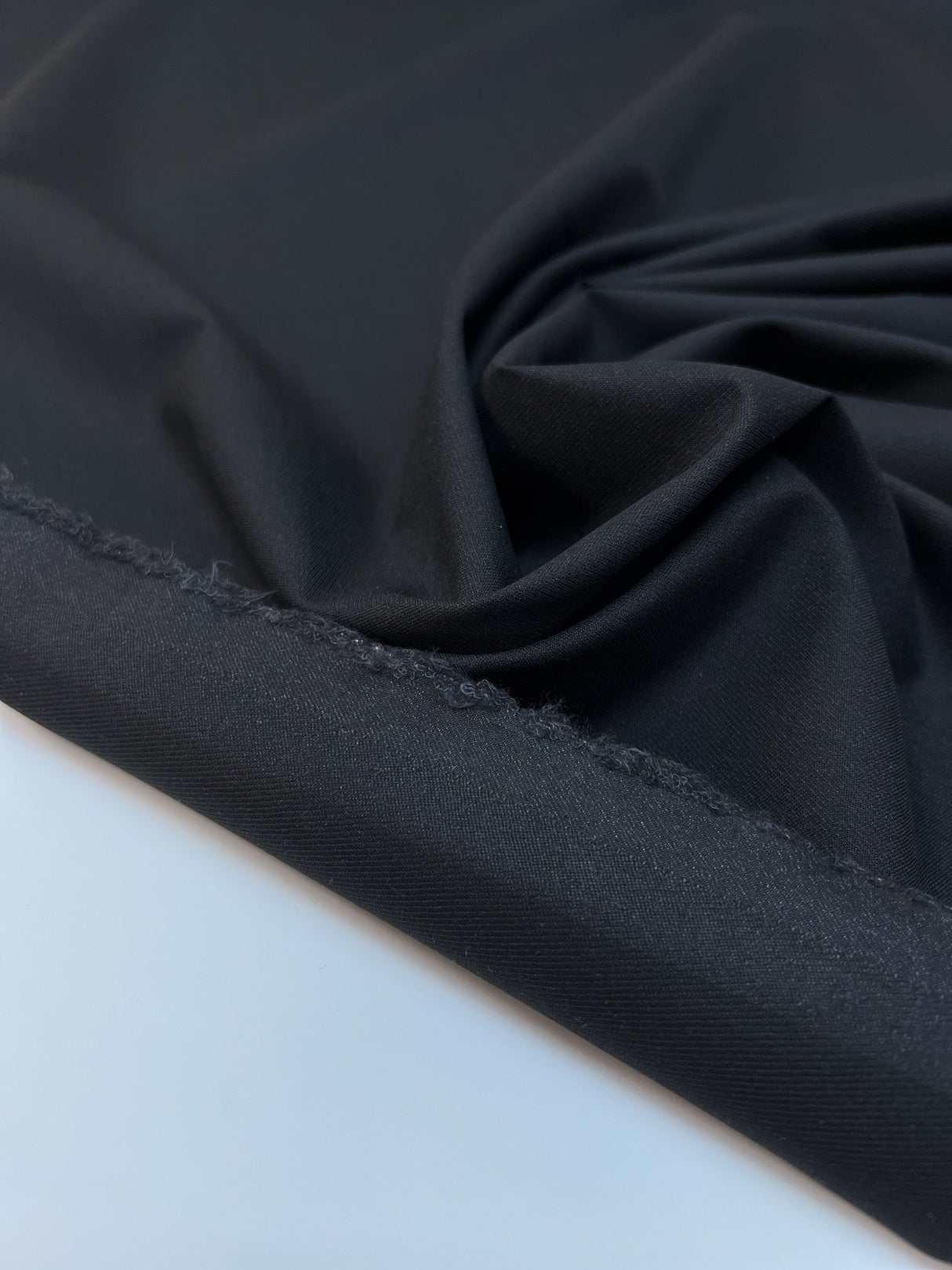 Italian Wool Twill Blue Black