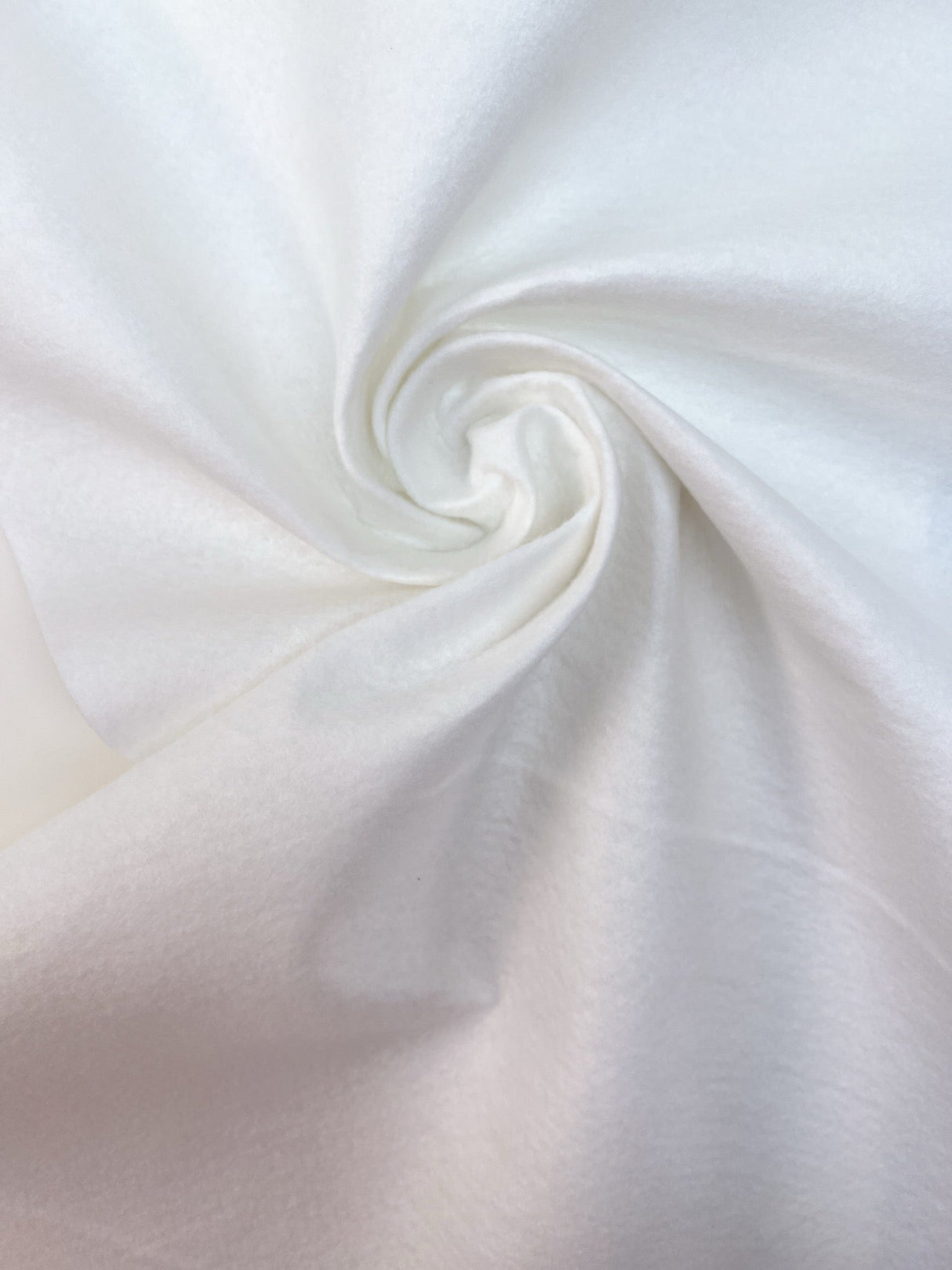 Viscose Interlining Fabric White