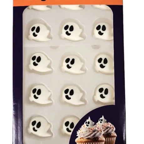 Edible Christmas Cake Décor – 15 Pcs Festive Assortment