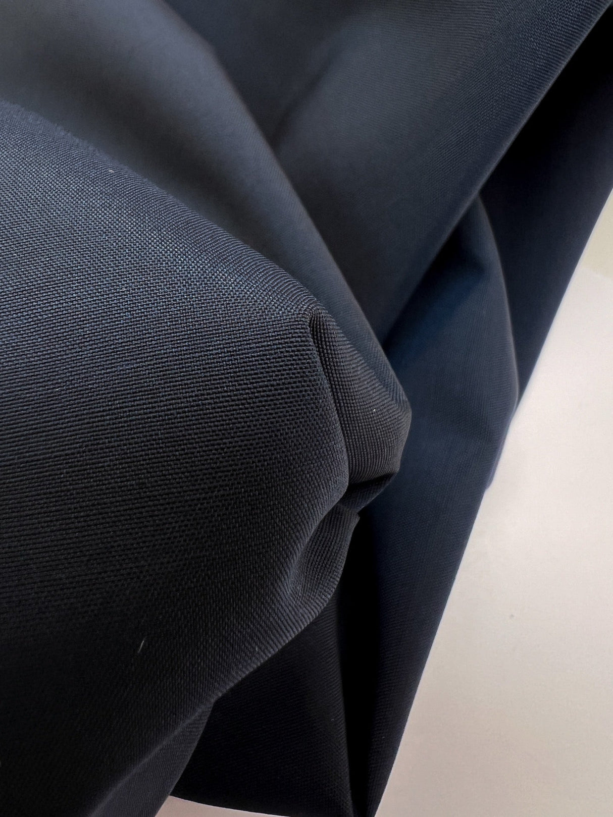 Wool Polyester Changeant Blue