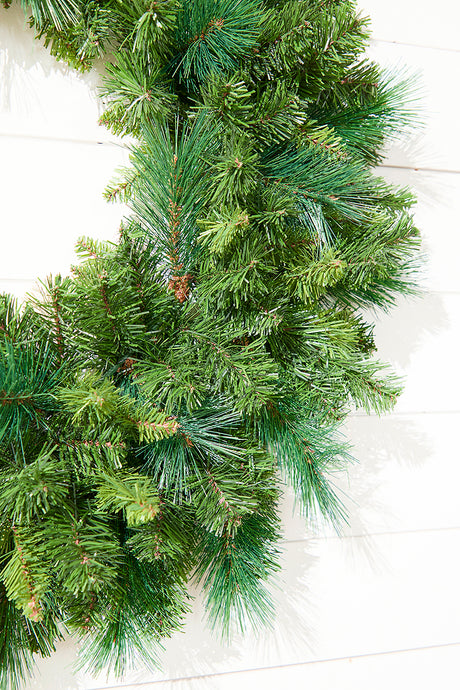 30" Montana Pine Wreath