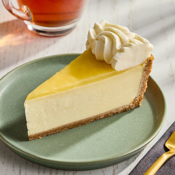 Eli's Cheesecake 14-Slice Pre-Cut Key Lime Pie Cheesecake 100 oz. - 2/Case