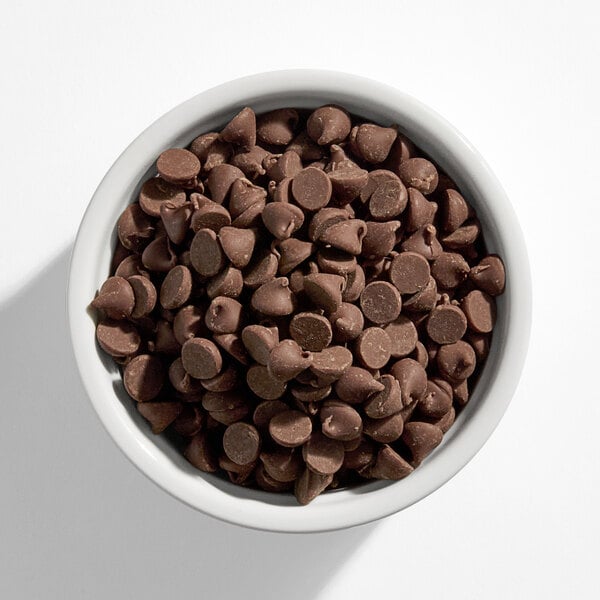 HERSHEY'S 25 lb. Milk Chocolate 1M Baking Chips