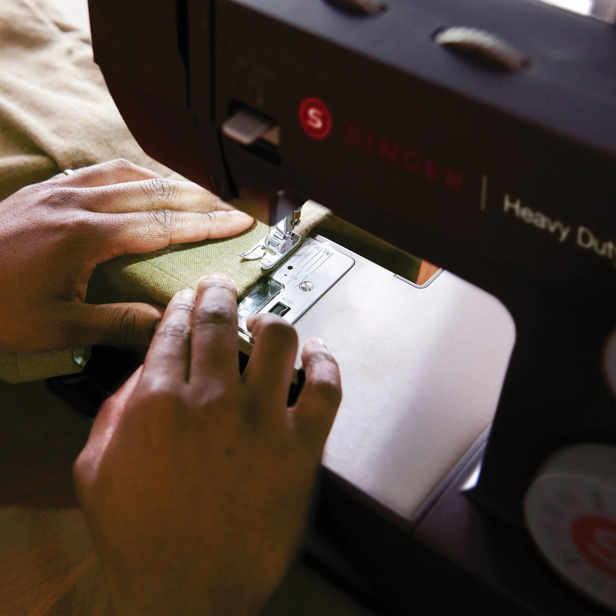 SINGER Heavy Duty 4432 Black Sewing Machine