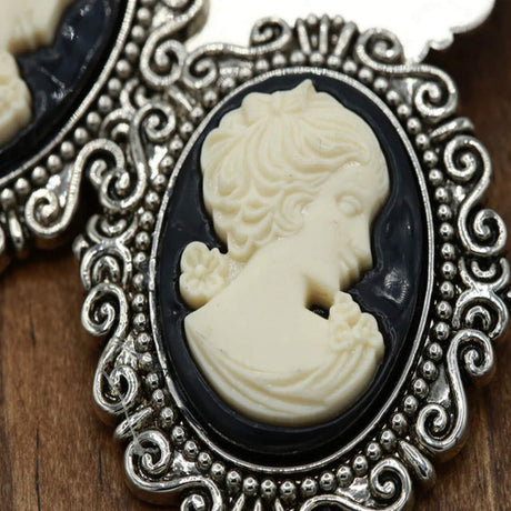 1 Pc Flat Black Ivory Silhouette Cameo Brass or Silver Frame