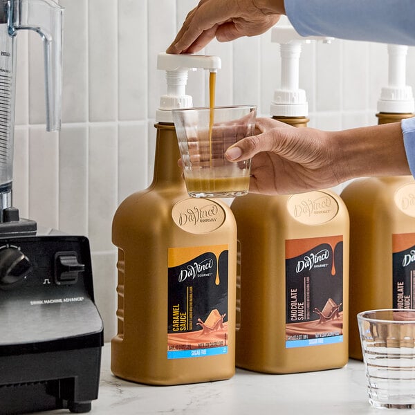 DaVinci Gourmet Sugar-Free Caramel Flavoring Sauce 64 fl. oz. - 6/Case