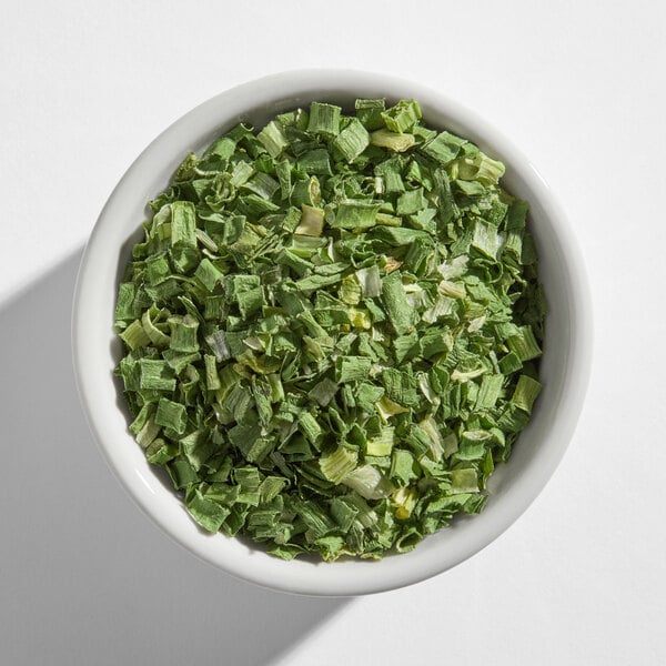 Hometown Provisions Dried Chives 0.625 lb. - 4/Case