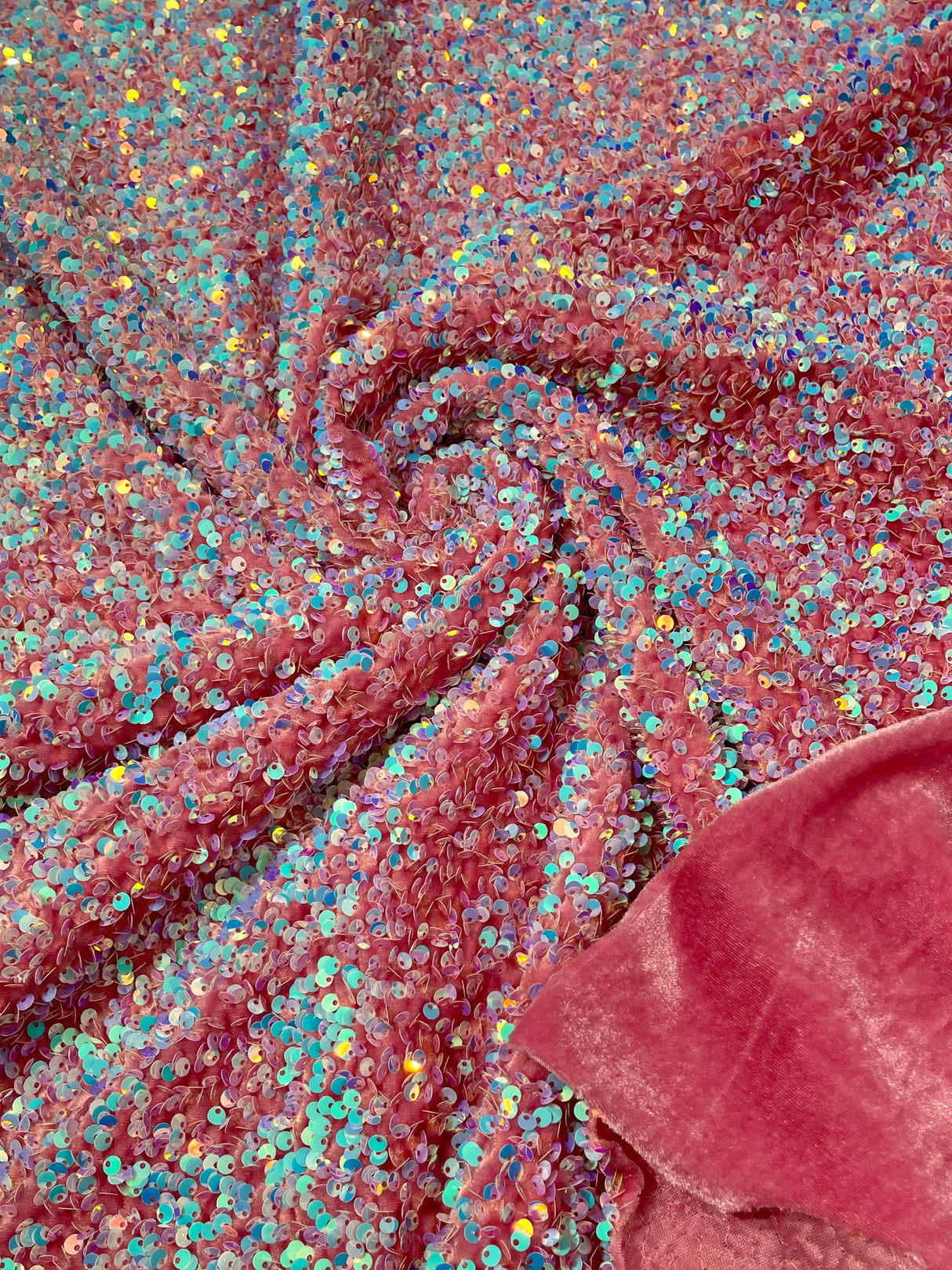 All-Over 5Mm Shiny Sequins Stretch Velvet Fabric - Sequins On Velvet, 54" Width (1 Yard)