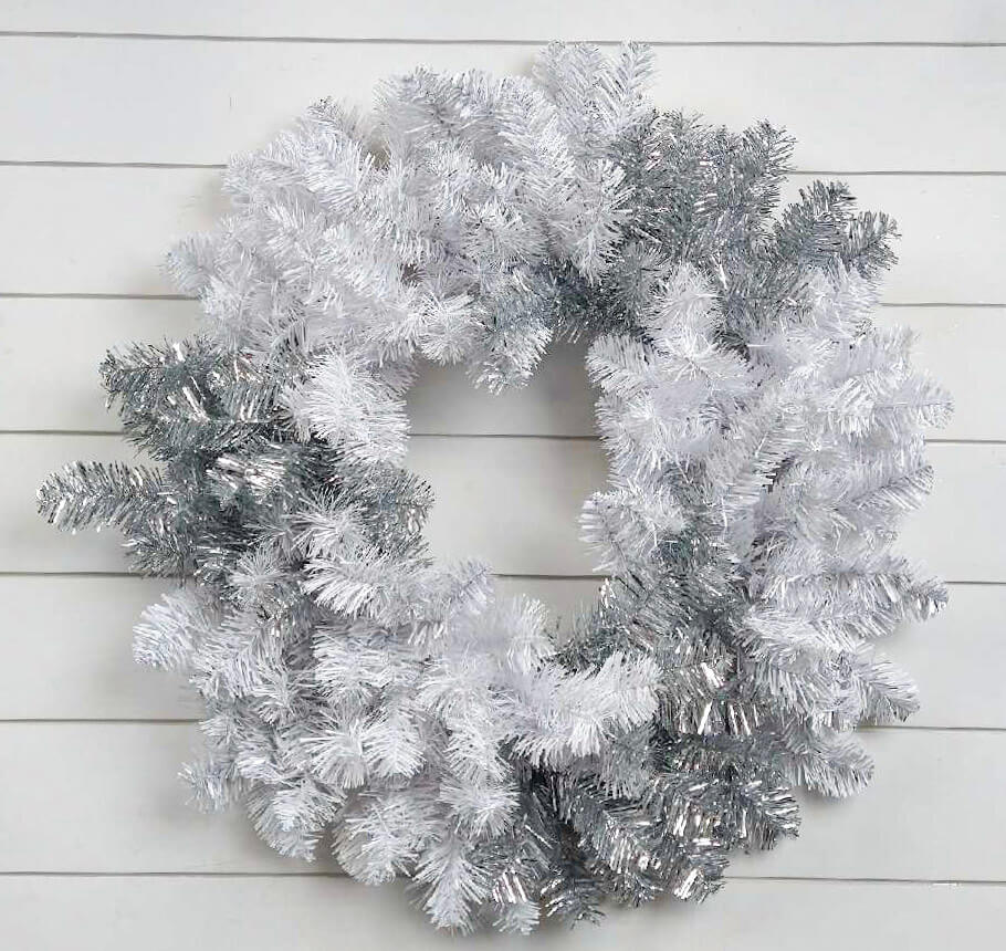 30” Caprico Silver & White Wreath