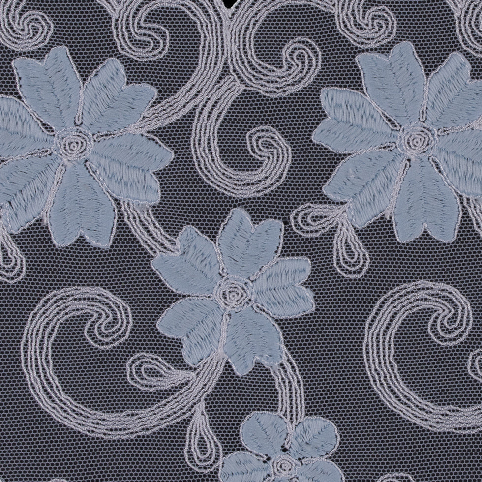 5.5" Blue and White Flower Emboidery on Mesh 5.5"