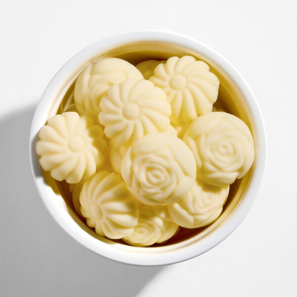 Butterball Farms Salted Butter Roses and Rosettes 6.5 Grams - 750/Case