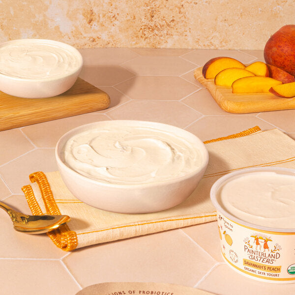 Painterland Sisters Savannah's Peach Organic Skyr Yogurt Cup 5.3 oz. - 8/Pack