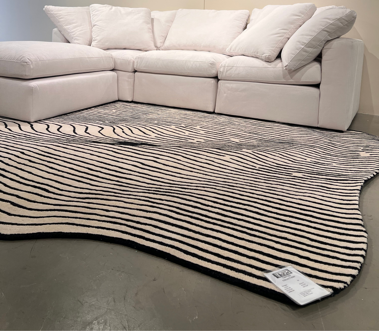 Beluga Tufted Design 55 Wool Fabric - Ivory Black Tufted Pattern, 8' X 11', 9' X 12', 10' X 13' (1 Piece)