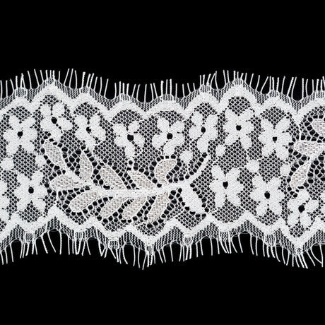 European White Floral Scalloped Eyelash Lace Trim - 3"