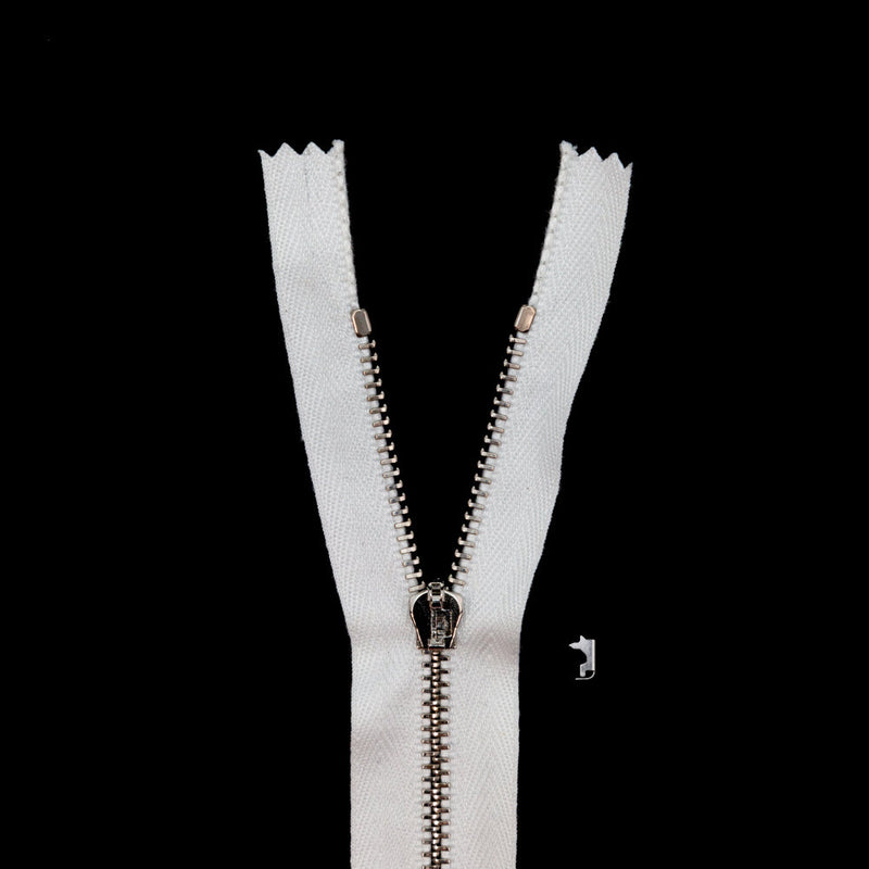 Mood Exclusive Italian White and Silver T3 Closed End Metal Zipper - 9"