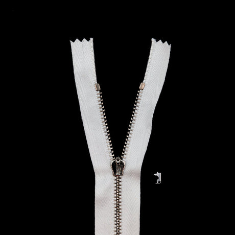 Mood Exclusive Italian White and Silver T3 Closed End Metal Zipper - 9"