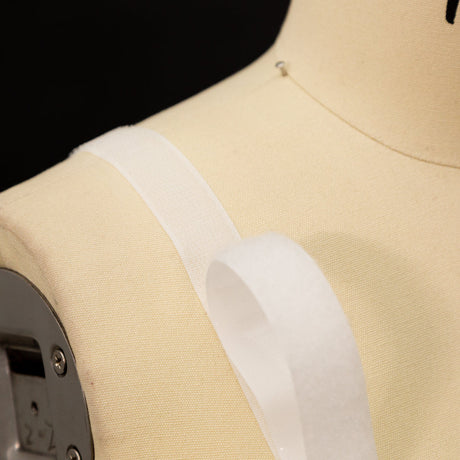 White Sticky Back VELCRO&reg; Brand Fastener - 0.75"