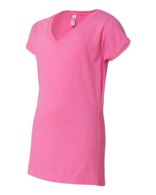 Softstyle® Women’s V-Neck T-Shirt