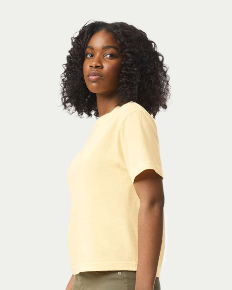 Comfort Colors® Women's Heavyweight Boxy Crew Neck Short Sleeve T-Shirt
