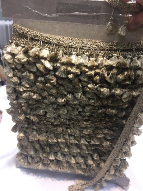 Antique Trim With Small Tassels Trim Fabric - 3 Inch Trim, Decorative Tassels (36 Yard Roll)