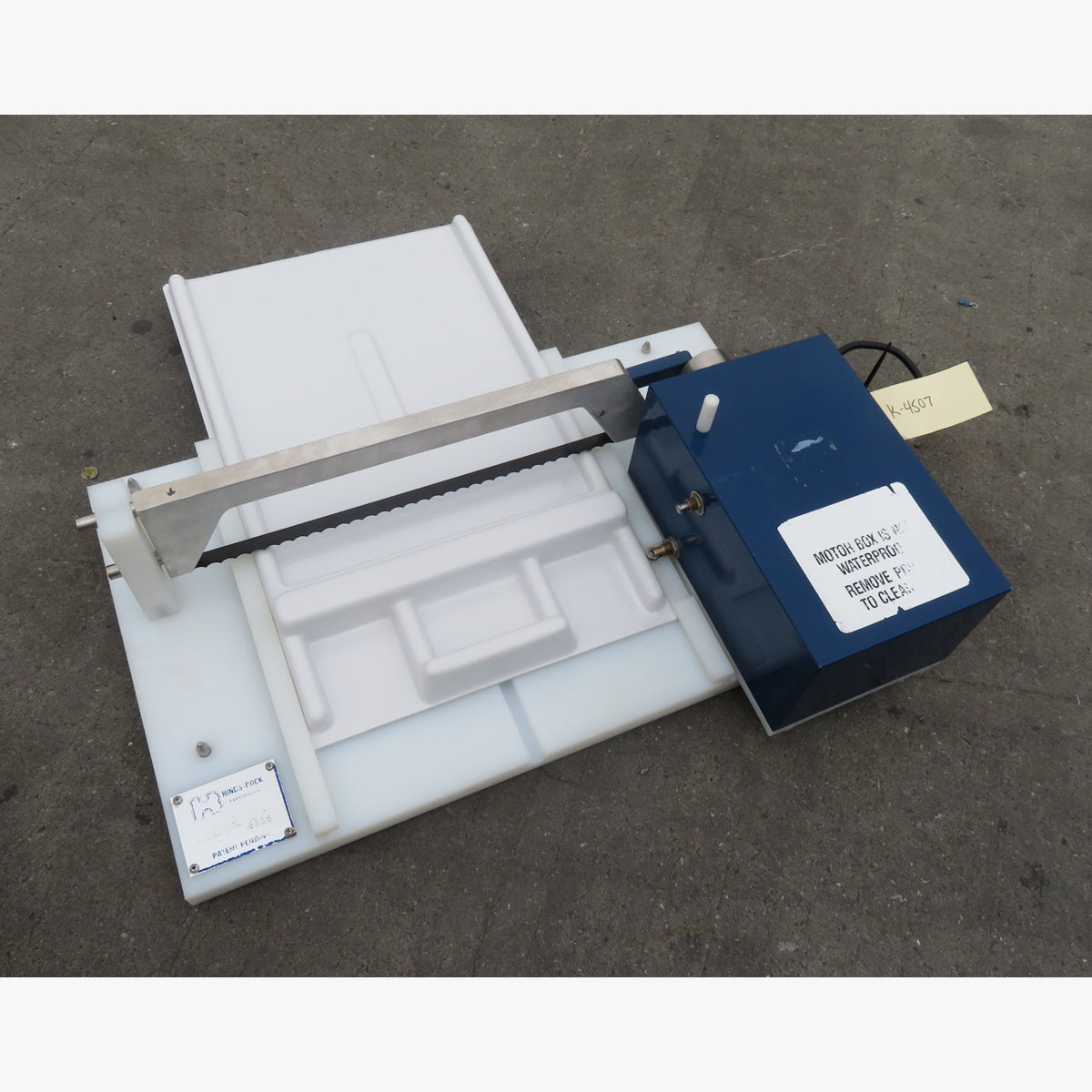 Hinds Bock CS-18 Cake Slicer, Used Great Condition
