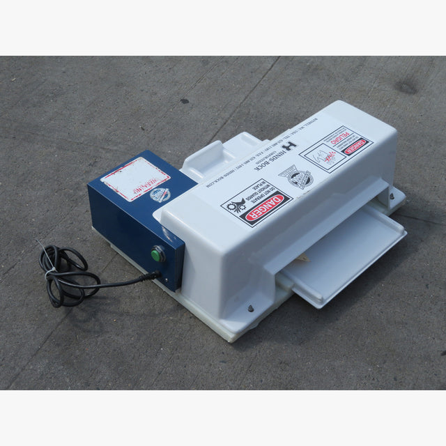 Hinds Bock CS-18 Cake Slicer, Used Excellent Condition
