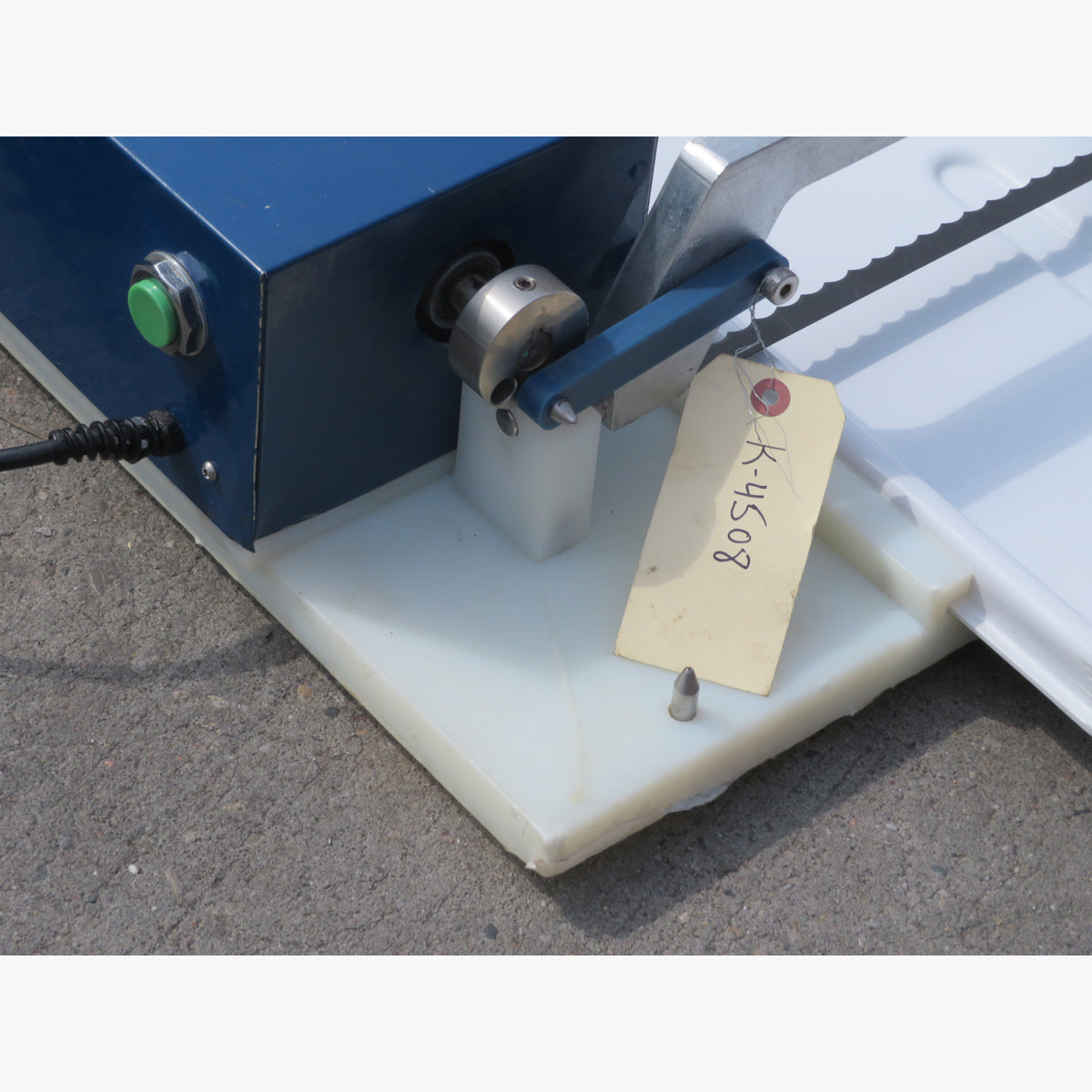 Hinds Bock CS-18 Cake Slicer, Used Excellent Condition