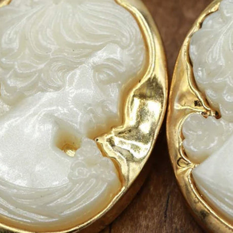 1 Pc Gold Ivory Female Face Cameo Button Plastic