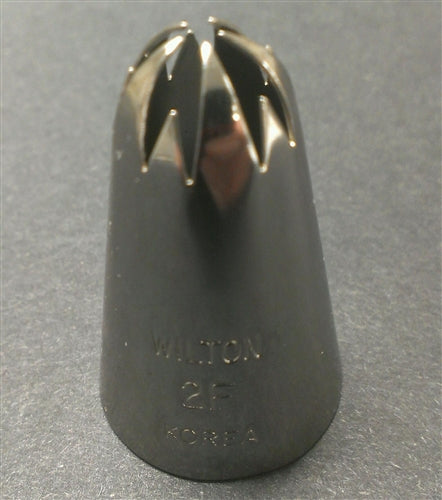 Wilton Closed Star Decorating Tip #2F