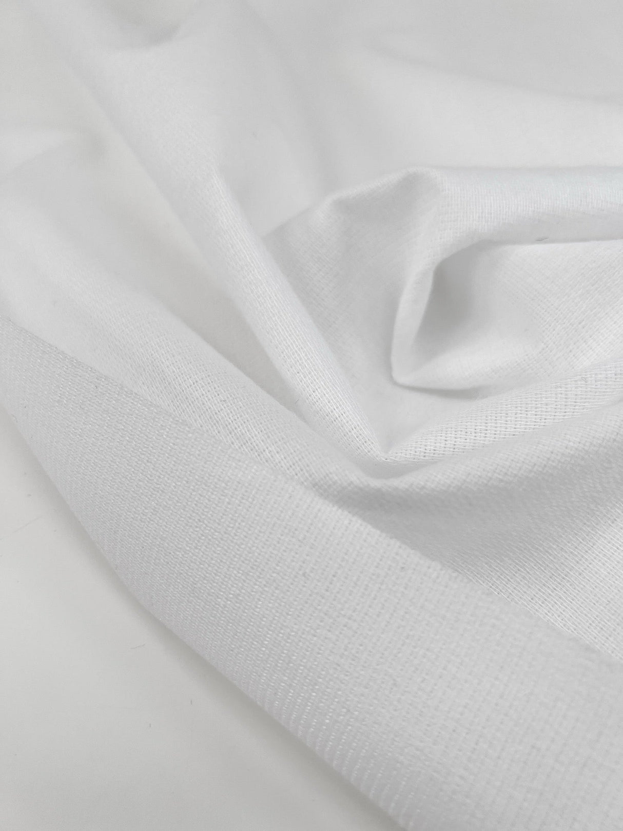 Polyester Interlining White Shades