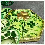 Confection Couture Clover Prettier Plaques Background Cookie Stencil