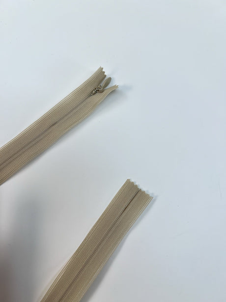 Beige Polyamid Sewing Notions