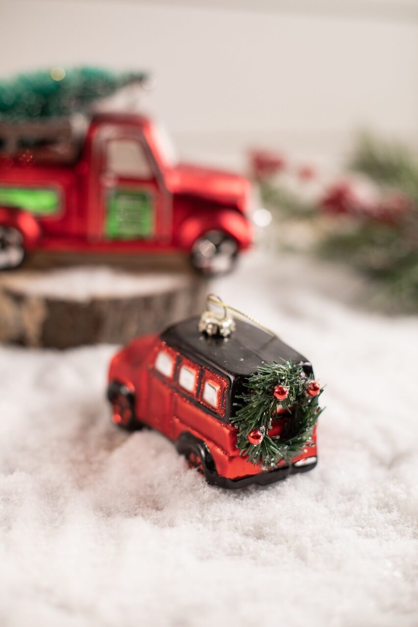 Glass Car with Tree/ Wreath Christmas Ornament