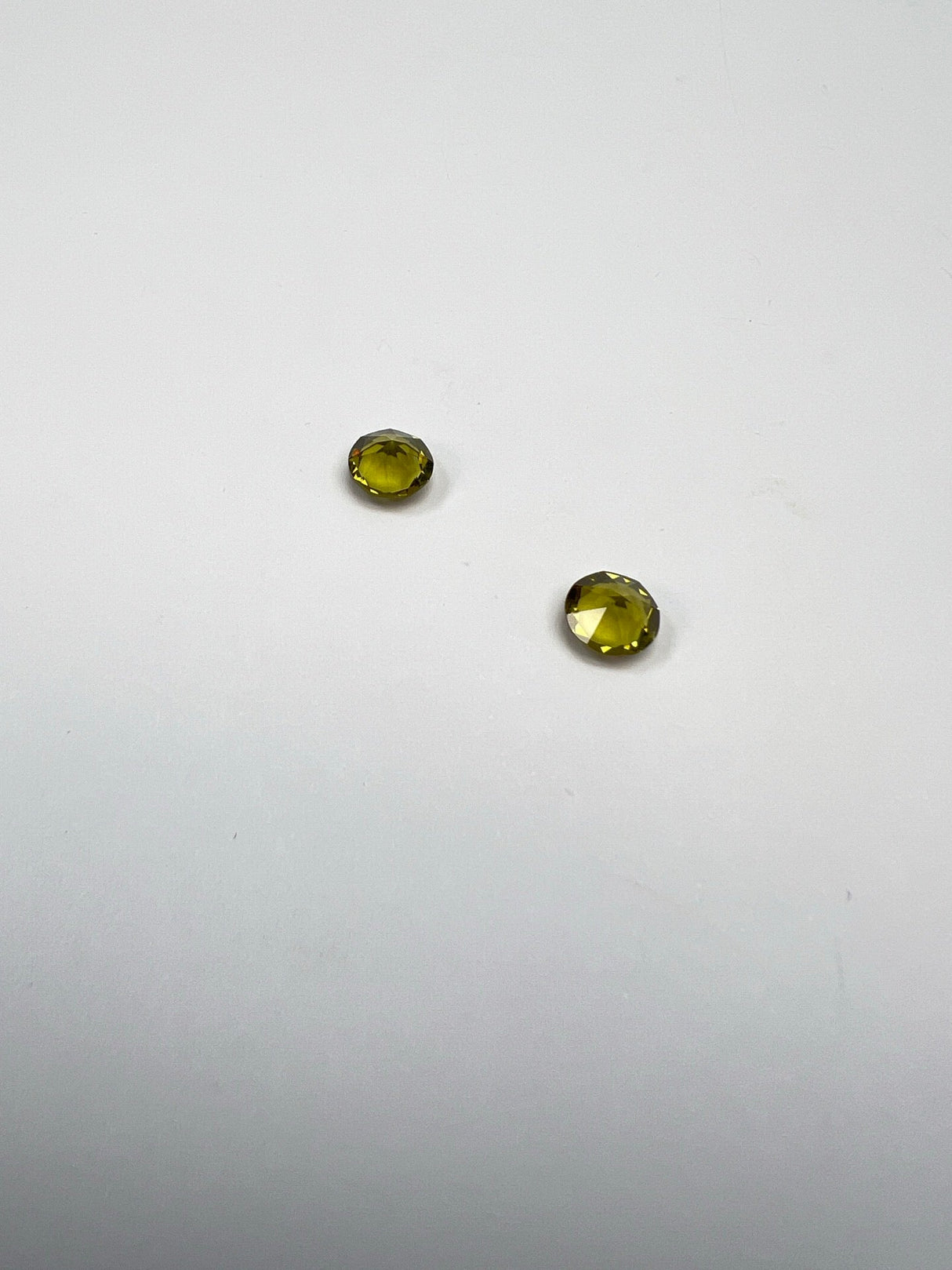 Green Shades Crystal Sewing Notions