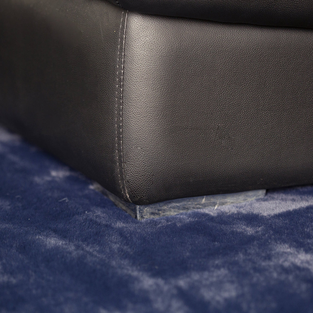 Soft Touch Faux Rabbit Chinchilla Feel Polyester Fabric - Solid Colors, 1" Pile Height (1 Rug)