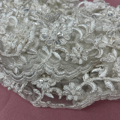 Beaded Corded Lace Trimming Polyester Fabric - Floral Scalloped Edge, 2.75" Width (1 Yard)