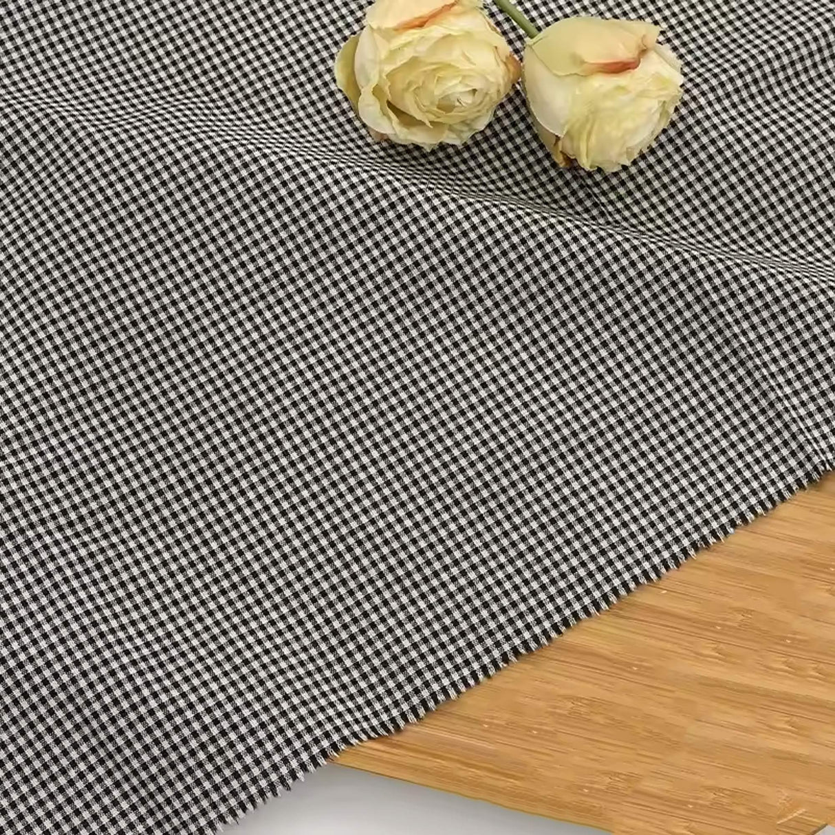 0.5m/1m/2m Pure Cotton Plaid Fabric For Tablecloths, Shirt, Women's Dresses,Home Decoration Dolls Handmade DIY Fabric