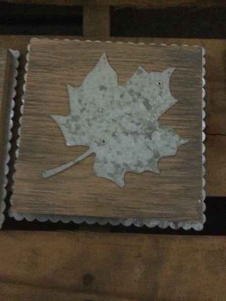 5.5" x 5.5" Tin Galvanized Leaf Wall Decor