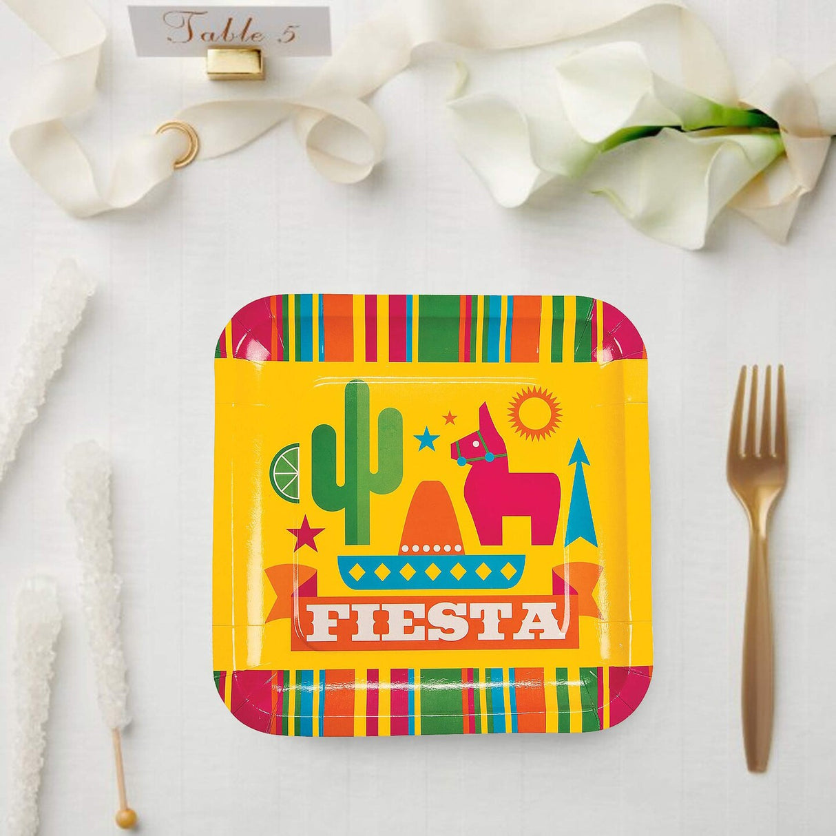8 Count Sombrero Fiesta Party Paper Dinner Plates 9 Inch for Cinco de Mayo Celebration