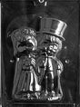 3D Medium Bride & Groom Chocolate Mold - Front - LPW041A