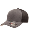 Flexfit® Unipanel Cap Sleek & Modern Fit