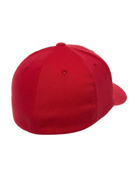 Flexfit Adult Pro Trim polyester cap with a sleek sporty appearance for everyday active wear