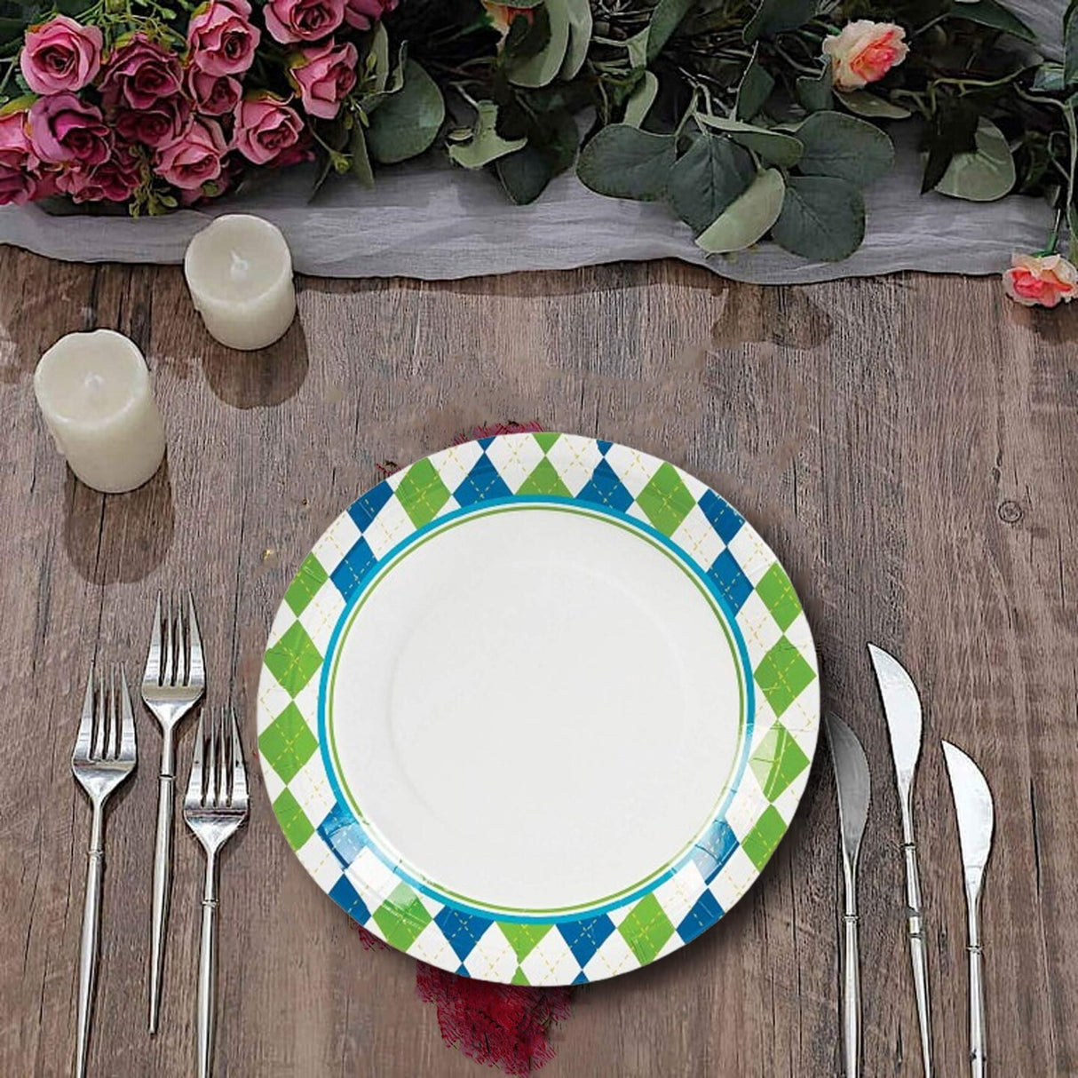 Blue and Green Checkered Golf Party Paper Plates 8 Count for Birthday or Sports Events