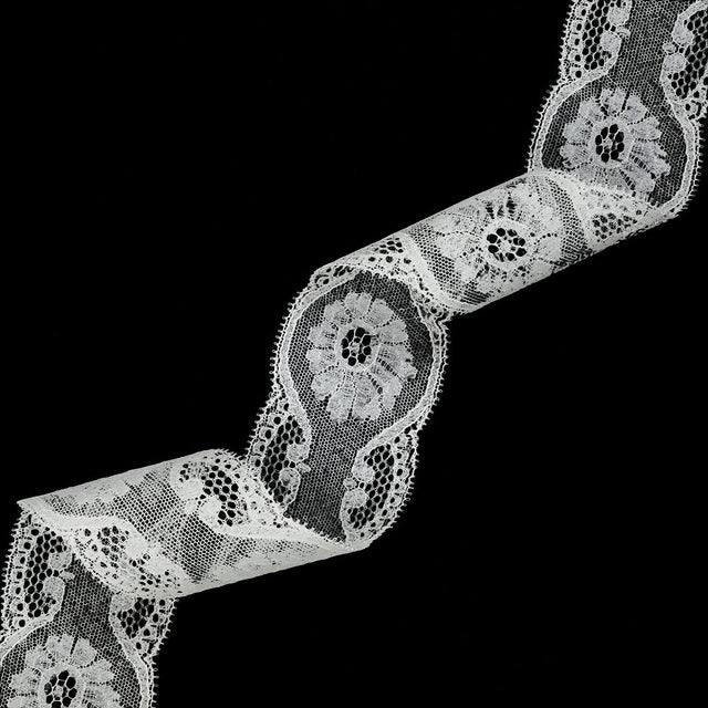 White Floral Lace Trim with Tiny Picot Edging - 2.125"