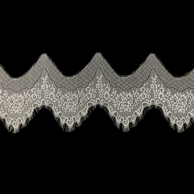 White Alyssum Floral Zig Zag Chantilly Lace Trim with Eyelash Fringe - 8.5" x 3yd