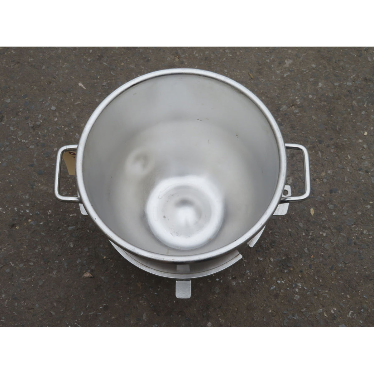 Hobart 00-295648 VMLH30 30-Quart Bowl for 80 to 40/30 Bowl Adapter , Used Excellent Condition