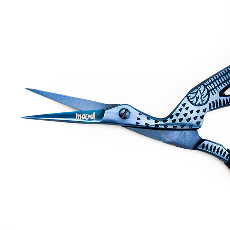 Mood Metallic Blue Stork Embroidery Snips with Matte Rubber Grips - 4.5"