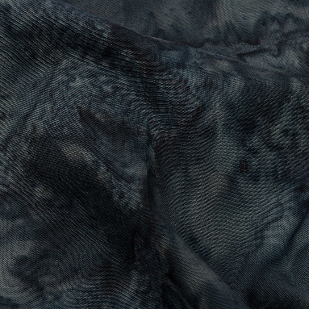 Island Batiks Foundation Basics Smoke Abstract Quilting Cotton